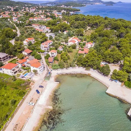 Veronika Apartman